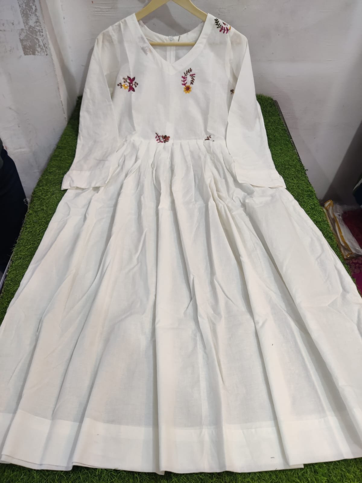 White Pure Cotton Handwork Suit Set